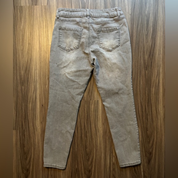 d. Jeans Gray Jeans - Picture 6 of 6